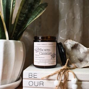 Frosted Cranberry Candle, Handmade Soy Wax Candle, Winter Candle, 8oz Candle